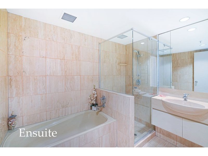 Contessa 1 Serisier Avenue, Main Beach QLD 4217