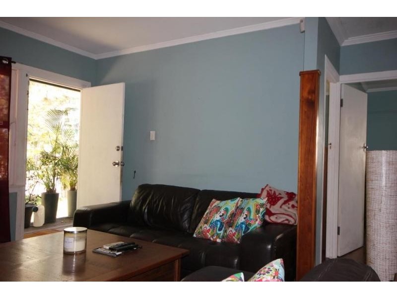 34 Tedder Avenue, Main Beach QLD 4217