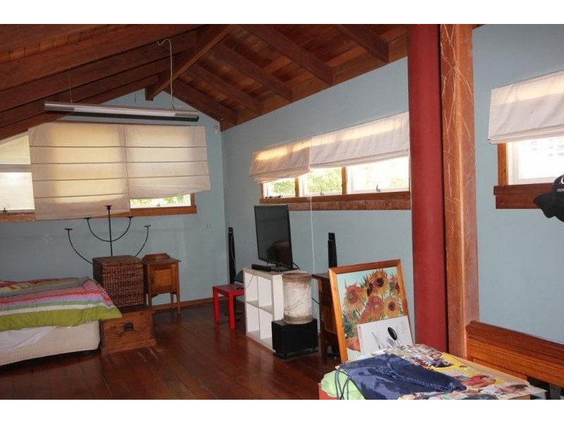 34 Tedder Avenue, Main Beach QLD 4217