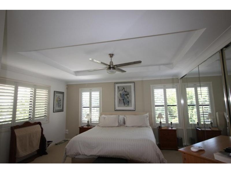 22 Lennie Avenue, Main Beach QLD 4217