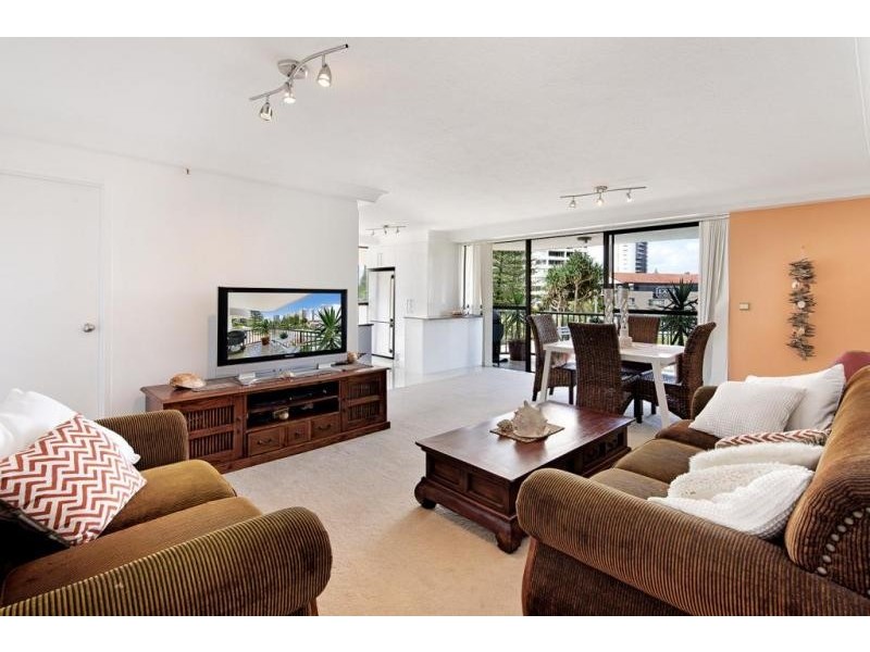 3645 Main Beach Parade ‘De Ville’, Main Beach QLD 4217