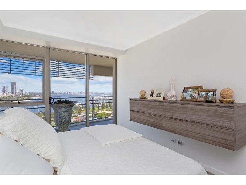 1 Lennie Avenue ‘Liberty Panorama’, Main Beach QLD 4217