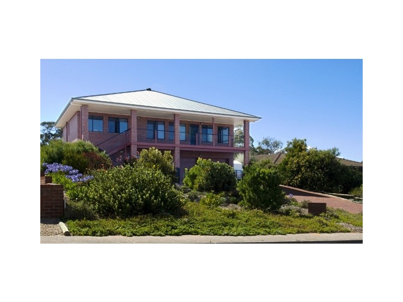 33 Mountain Ave, Normanville SA 5204