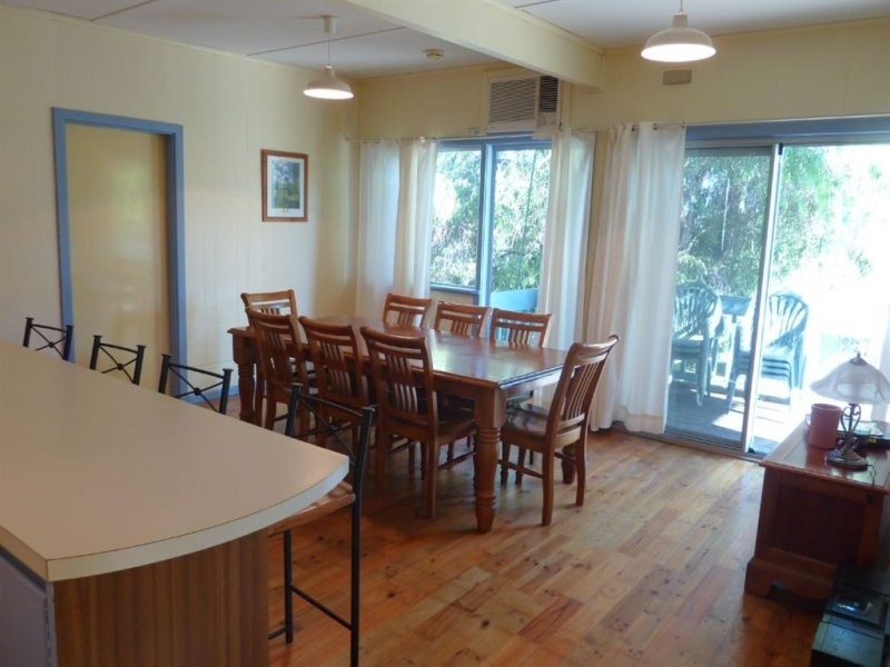 2 Lyddon Rd, Carrickalinga SA 5204