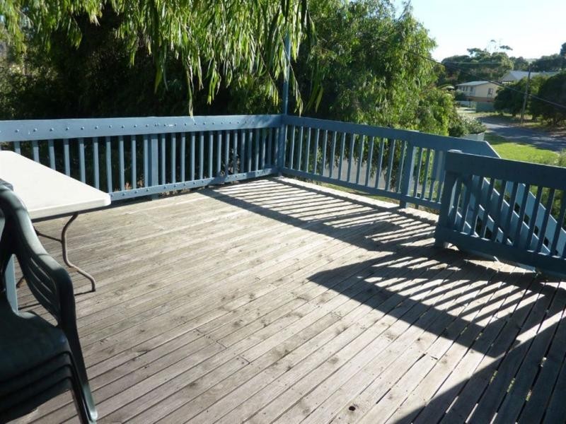 2 Lyddon Rd, Carrickalinga SA 5204