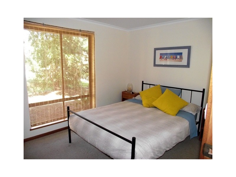 46 Elizabeth Crescent, Carrickalinga SA 5204