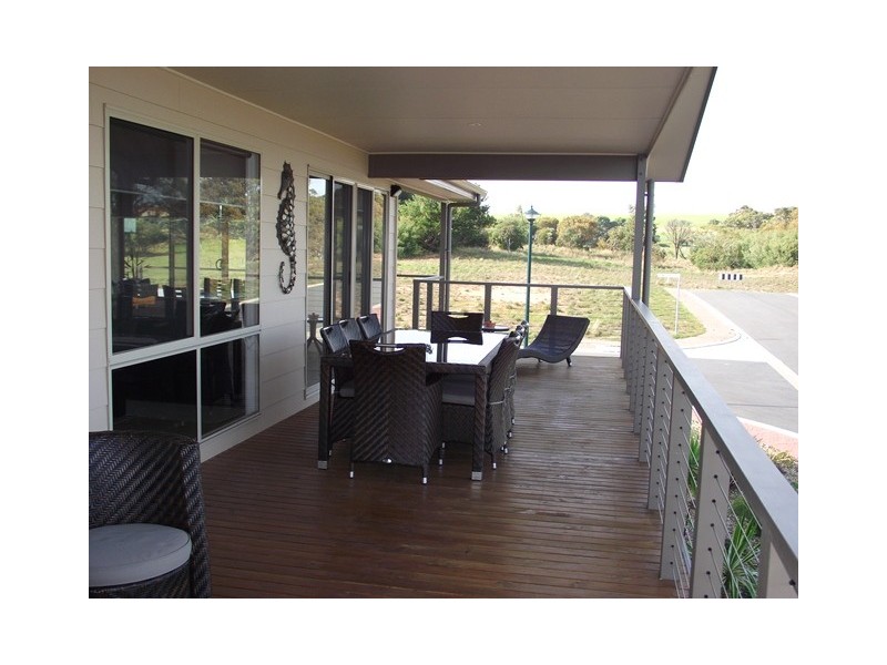 1 Admella Avenue, Normanville SA 5204