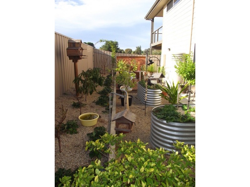 1 Admella Avenue, Normanville SA 5204