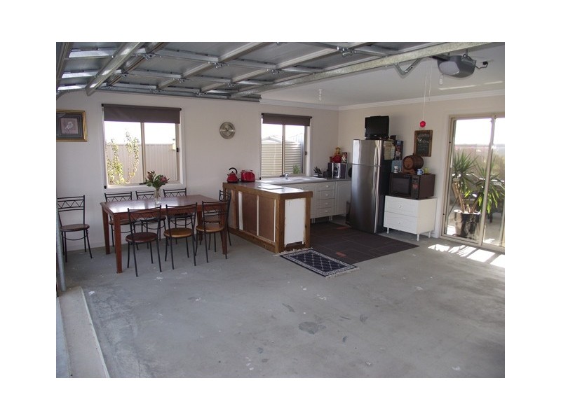 1 Admella Avenue, Normanville SA 5204