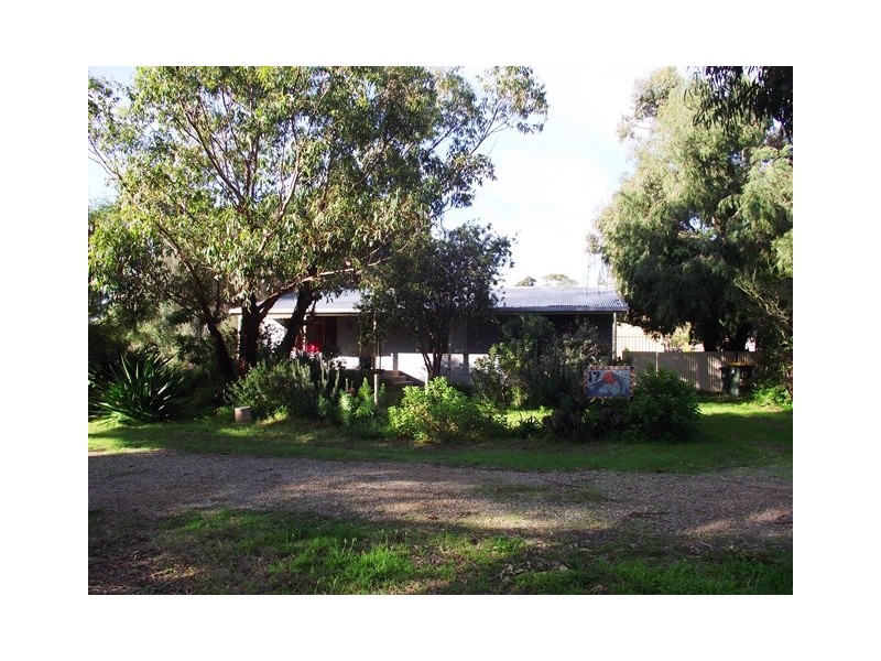 17 Dolphin Ave, Carrickalinga SA 5204