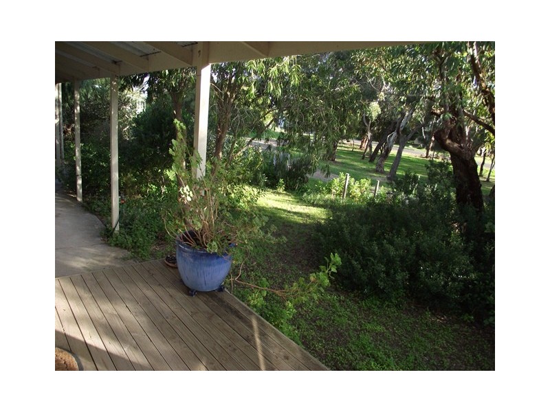 17 Dolphin Ave, Carrickalinga SA 5204