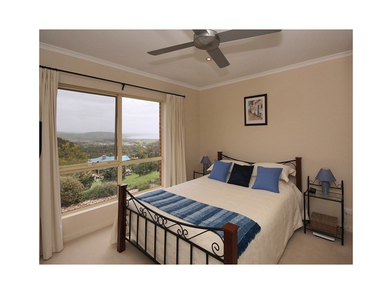 10 Seaview Crescent, Normanville SA 5204