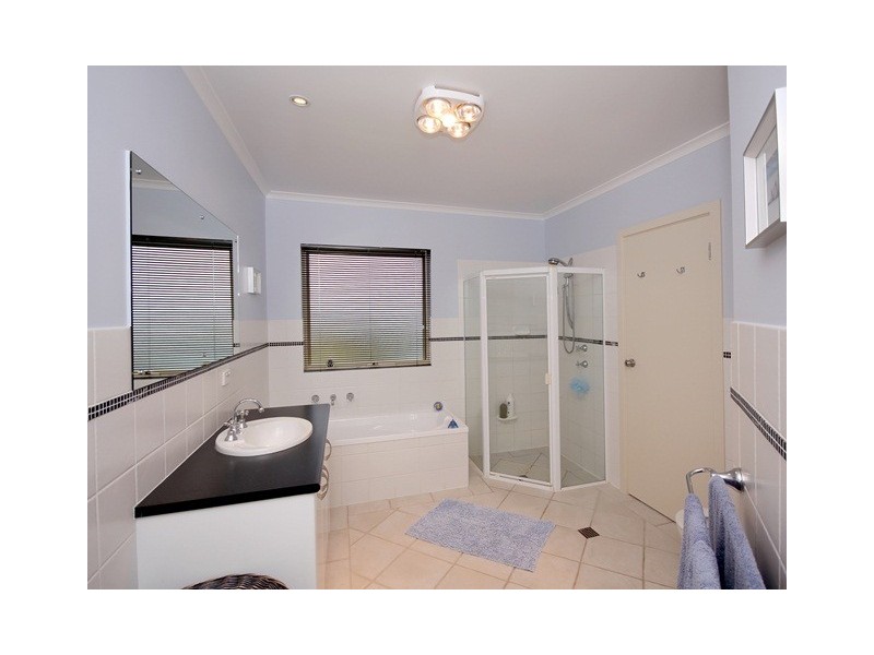 10 Seaview Crescent, Normanville SA 5204