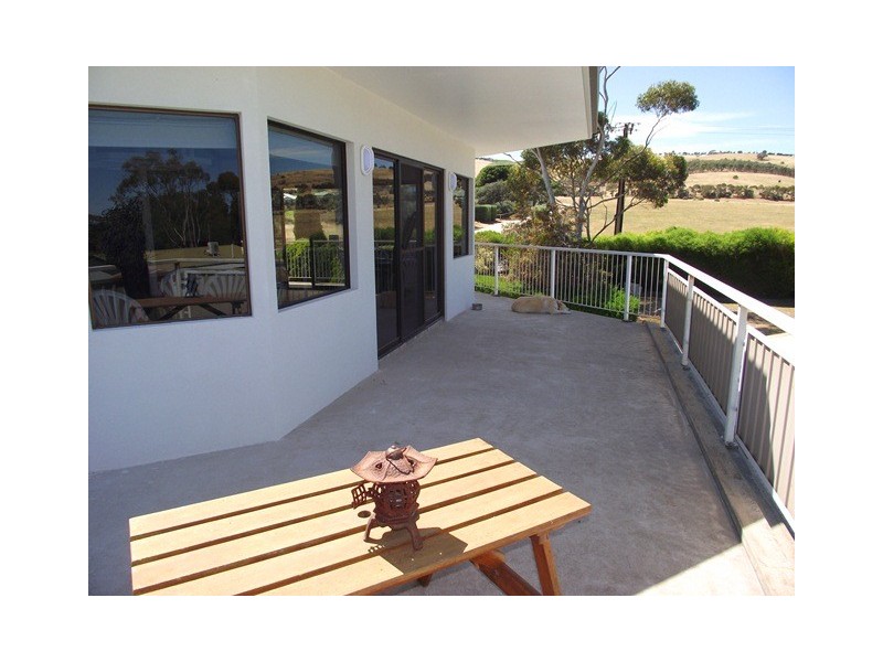 24 Carrickalinga Rd, Carrickalinga SA 5204