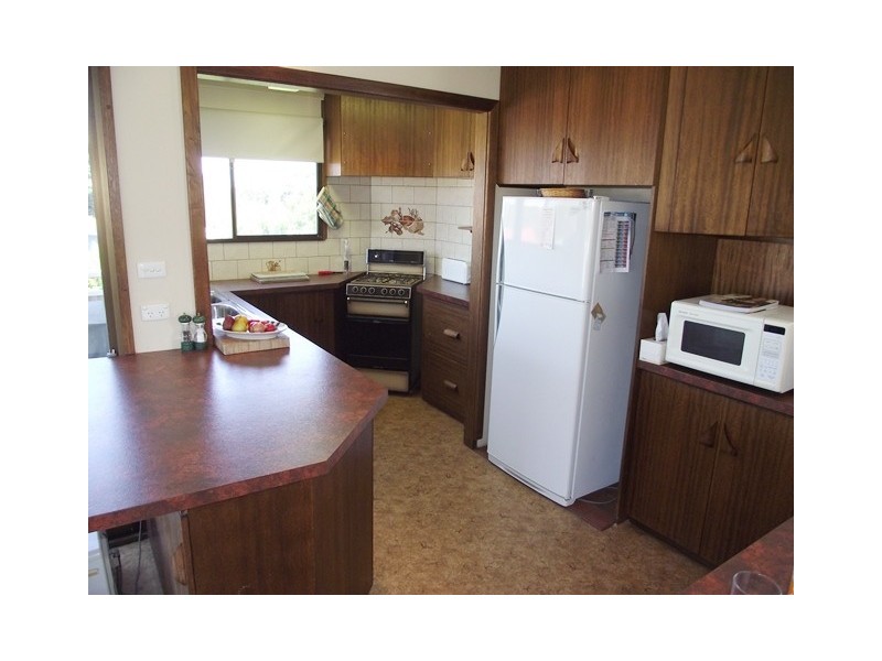 24 Carrickalinga Rd, Carrickalinga SA 5204