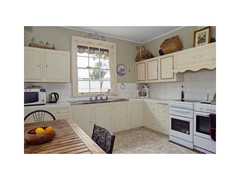 3 Bennett St, Carrickalinga SA 5204