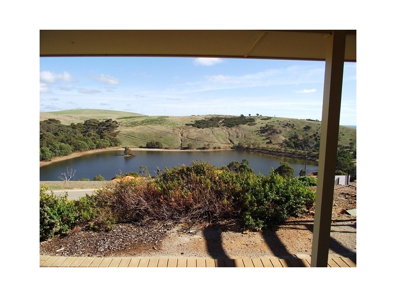 64 Seaview Avenue, Wirrina Cove SA 5204