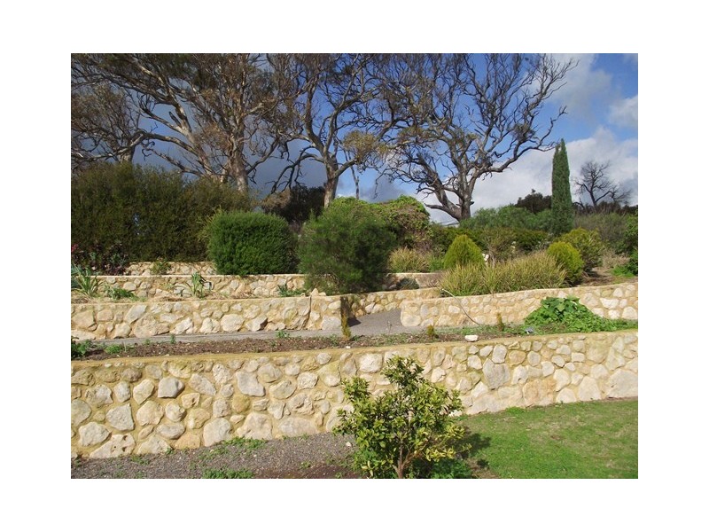 2 Hilltop Lane, Yankalilla SA 5203