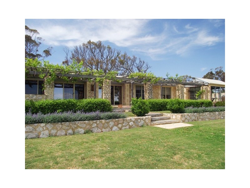 2 Hilltop Lane, Yankalilla SA 5203