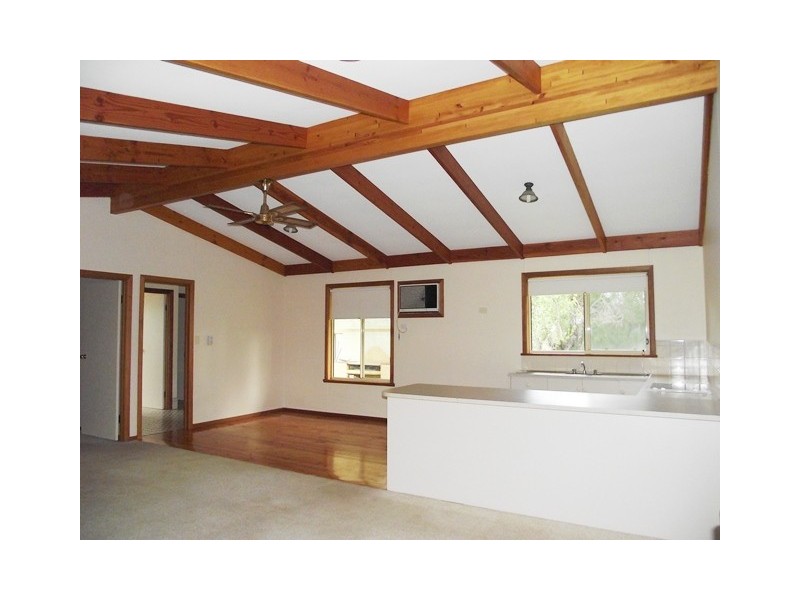 8 Field St, Normanville SA 5204