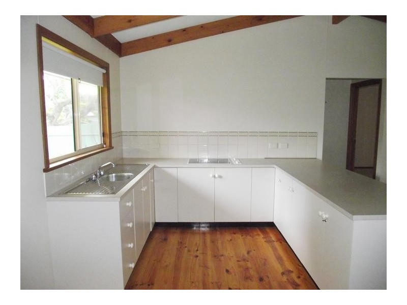 8 Field St, Normanville SA 5204