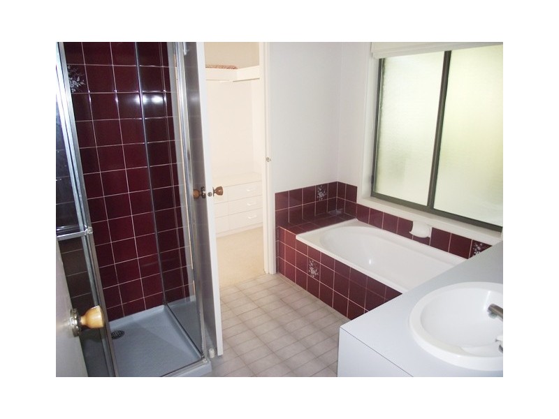 11 Solitude Dr, Carrickalinga SA 5204