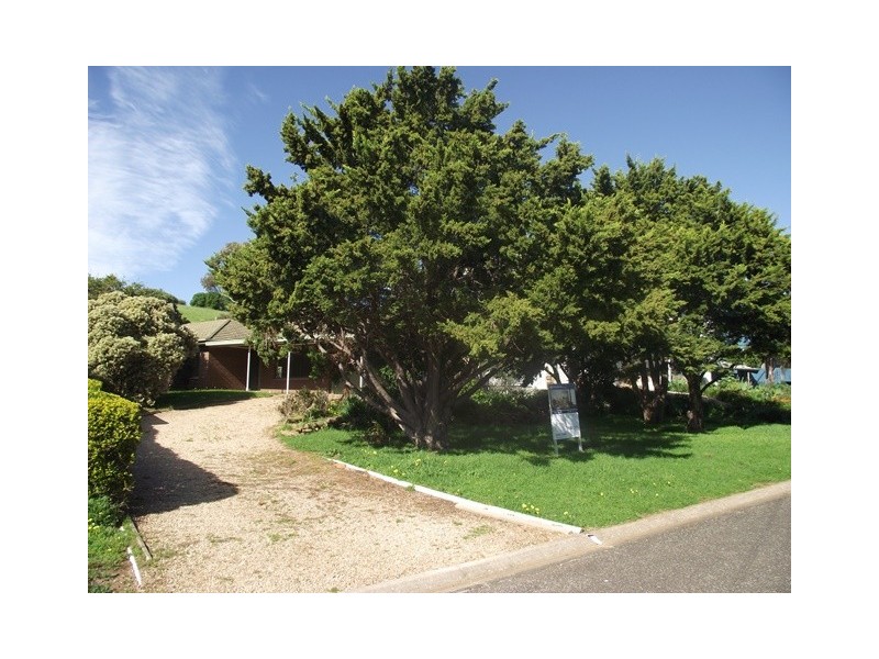 11 Solitude Dr, Carrickalinga SA 5204