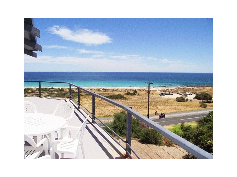 10 Scenic Way & Cnr Gold Coast Dr, Carrickalinga SA 5204