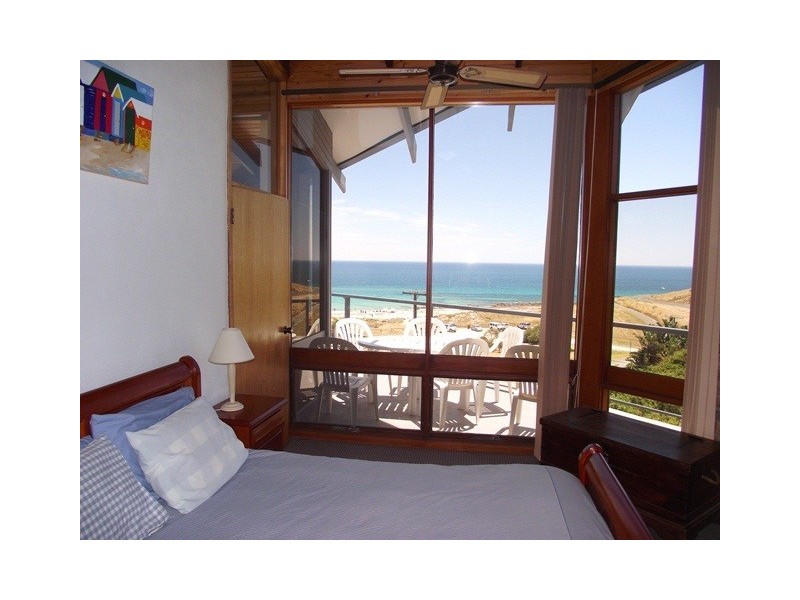 10 Scenic Way & Cnr Gold Coast Dr, Carrickalinga SA 5204
