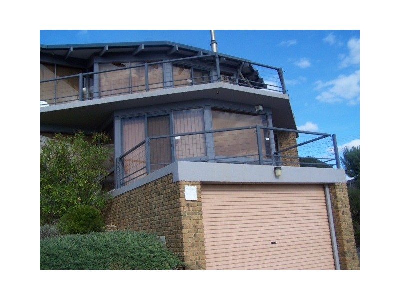 10 Scenic Way & Cnr Gold Coast Dr, Carrickalinga SA 5204