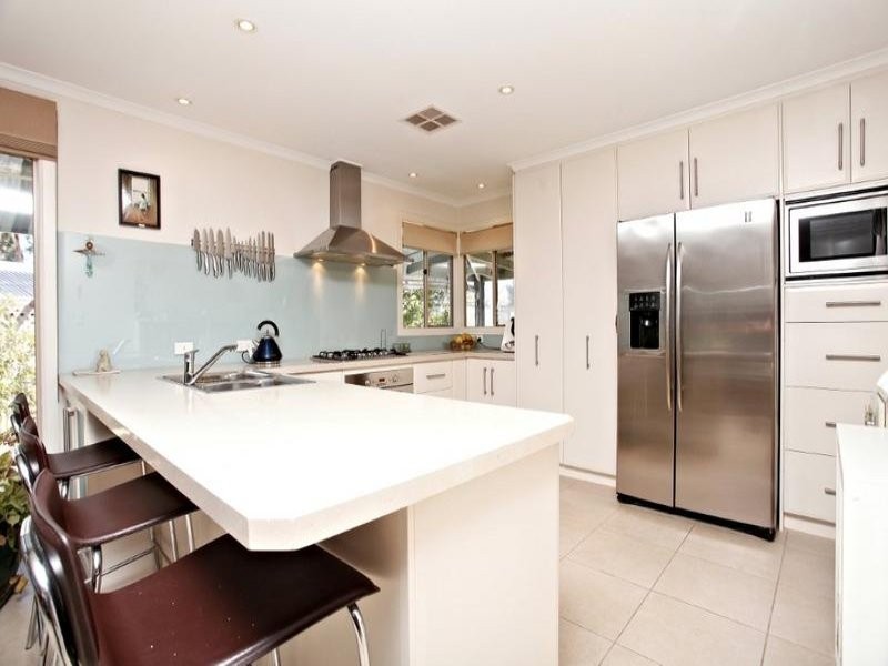 9 Horizon Pde, Carrickalinga SA 5204