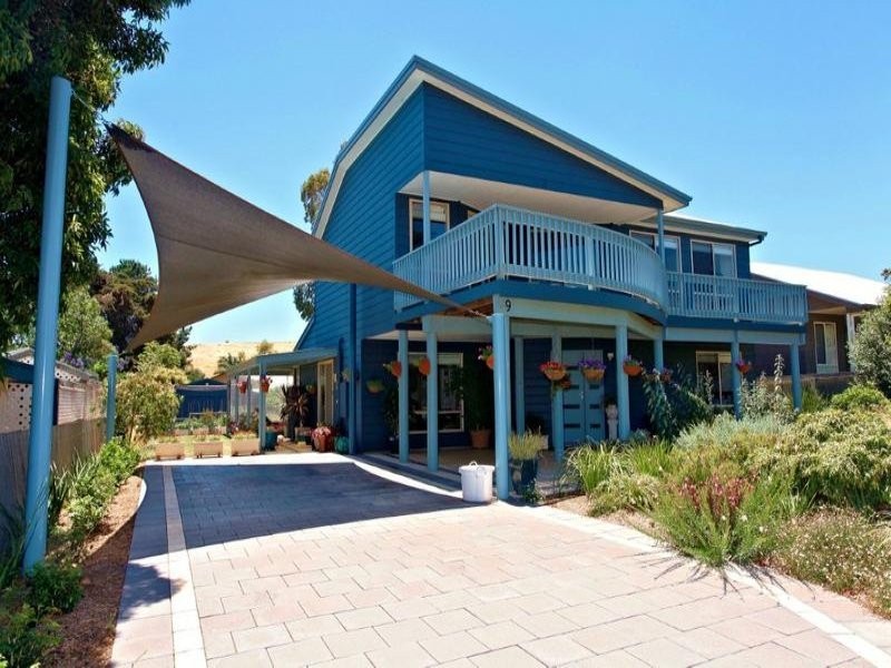 9 Horizon Pde, Carrickalinga SA 5204