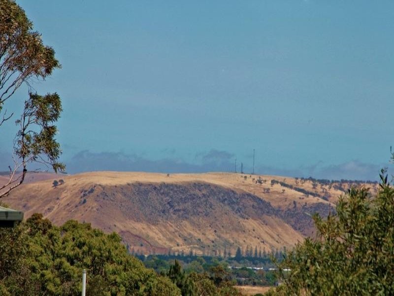 9 Horizon Pde, Carrickalinga SA 5204