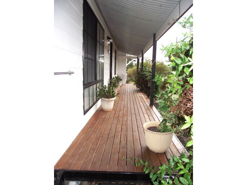 15 Barton Street, Yankalilla SA 5203