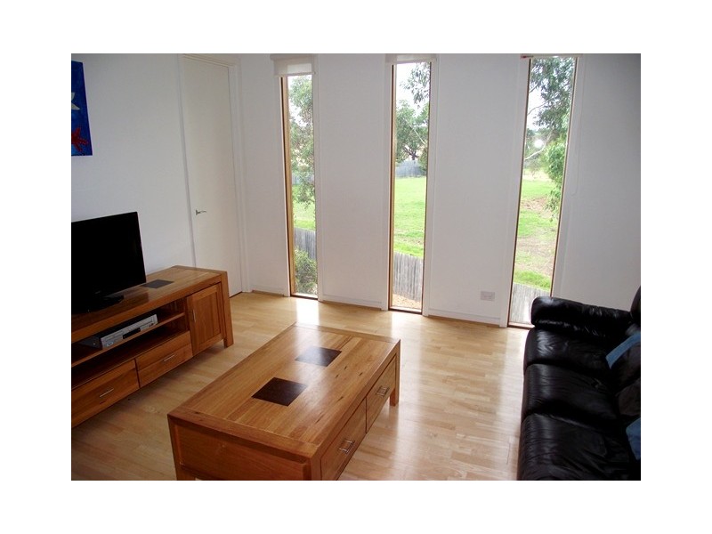 Villa 2/107 Main South Road South Shores, Normanville SA 5204