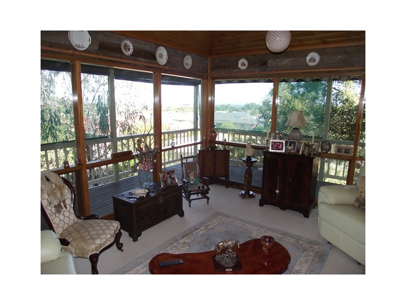 32 Jervois Rd, Normanville SA 5204