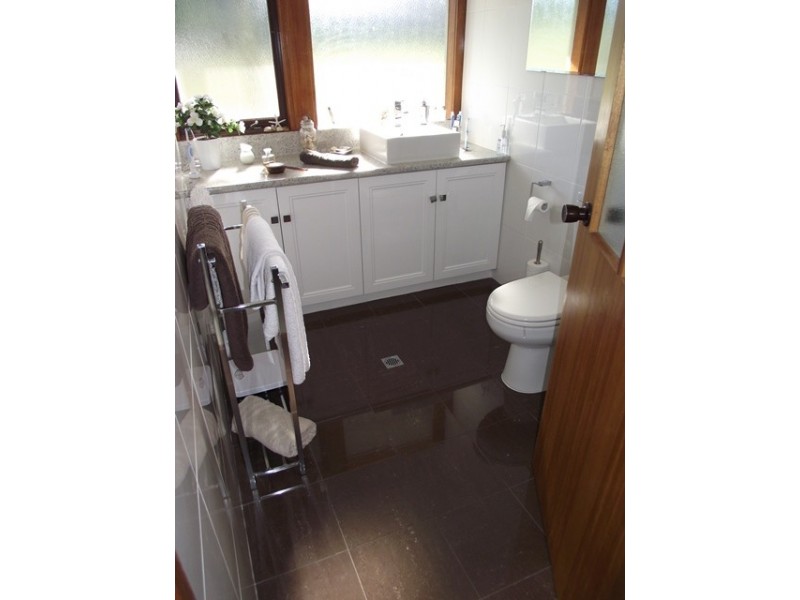 32 Jervois Rd, Normanville SA 5204