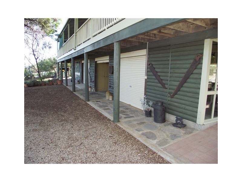 32 Jervois Rd, Normanville SA 5204