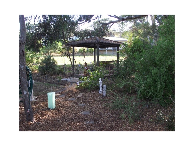 32 Jervois Rd, Normanville SA 5204