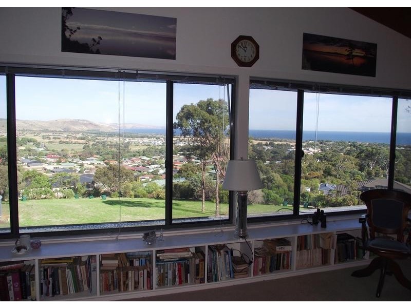 11 Hewett Cl, Normanville SA 5204