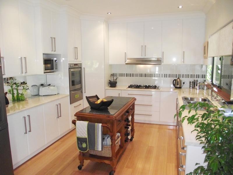 16 Malakoff St, Yankalilla SA 5203