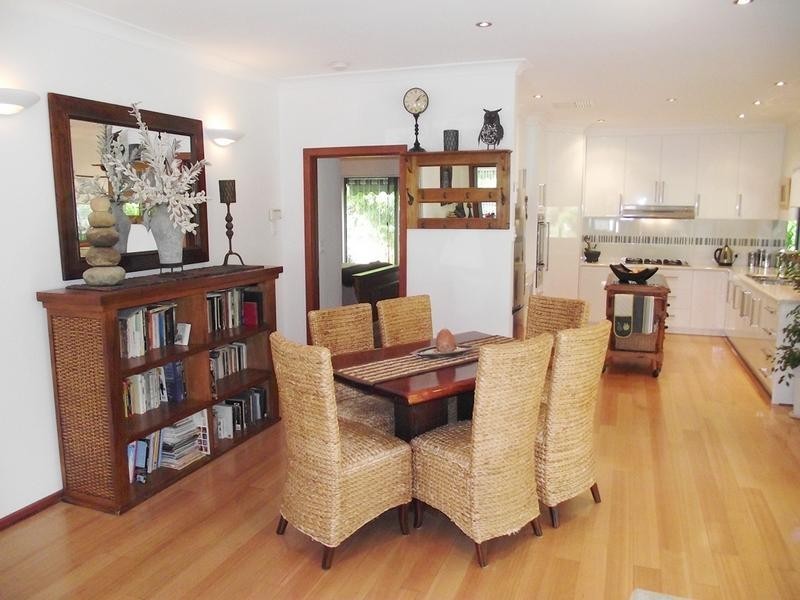 16 Malakoff St, Yankalilla SA 5203