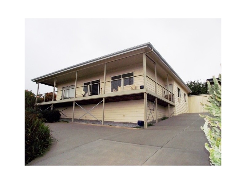 15 Merino Avenue, Carrickalinga SA 5204