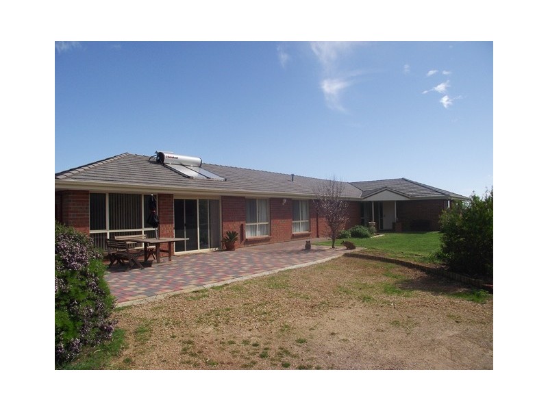 9 Jervois Road, Yankalilla SA 5203