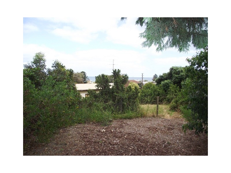8 Taronga Cres, Carrickalinga SA 5204