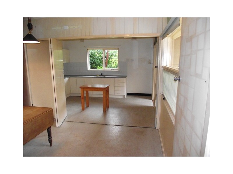 10 Thomas Street, Yankalilla SA 5203