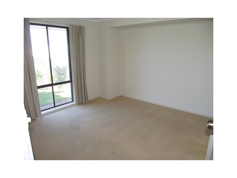 7 Robert Norman St, Normanville SA 5204