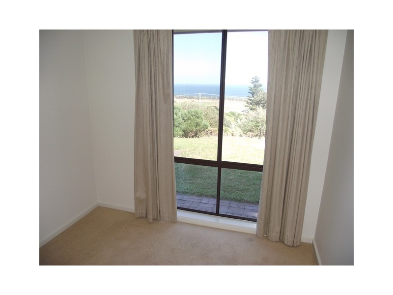 7 Robert Norman St, Normanville SA 5204