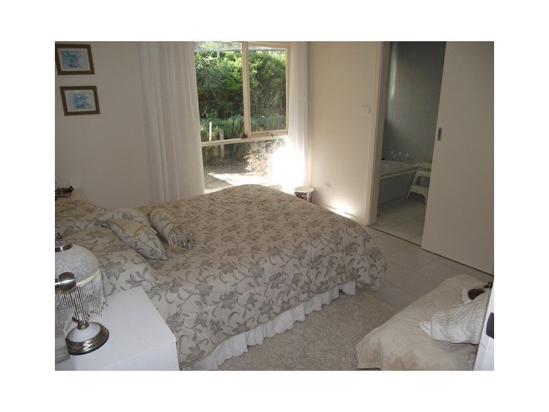 11 Hewett Close, Normanville SA 5204