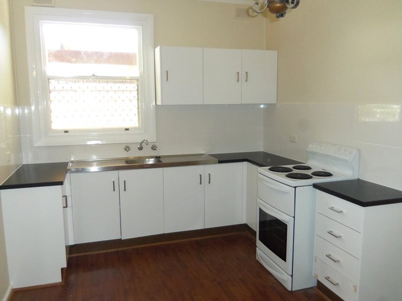 19 Malakoff St, Yankalilla SA 5203